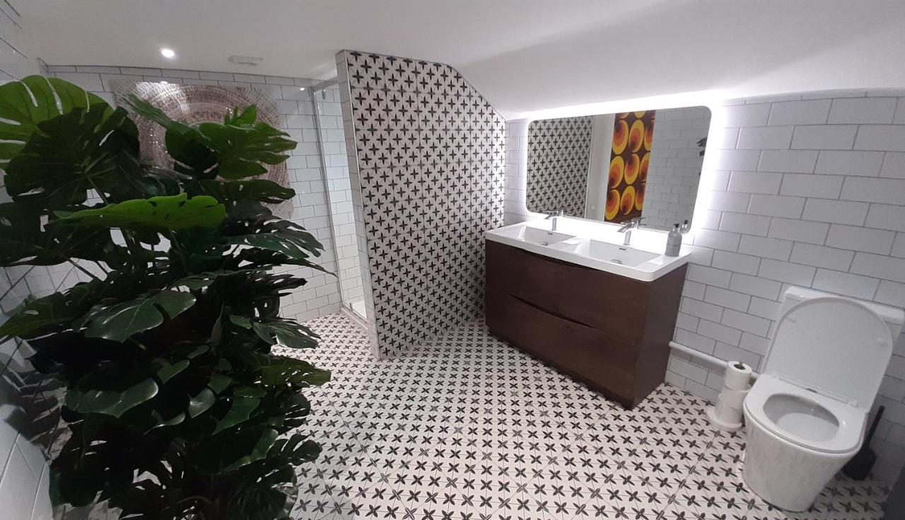Sandy Toes Accommodation بار المظهر الخارجي الصورة