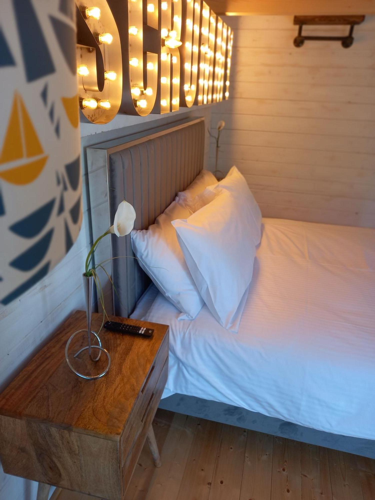 Sandy Toes Accommodation بار الغرفة الصورة